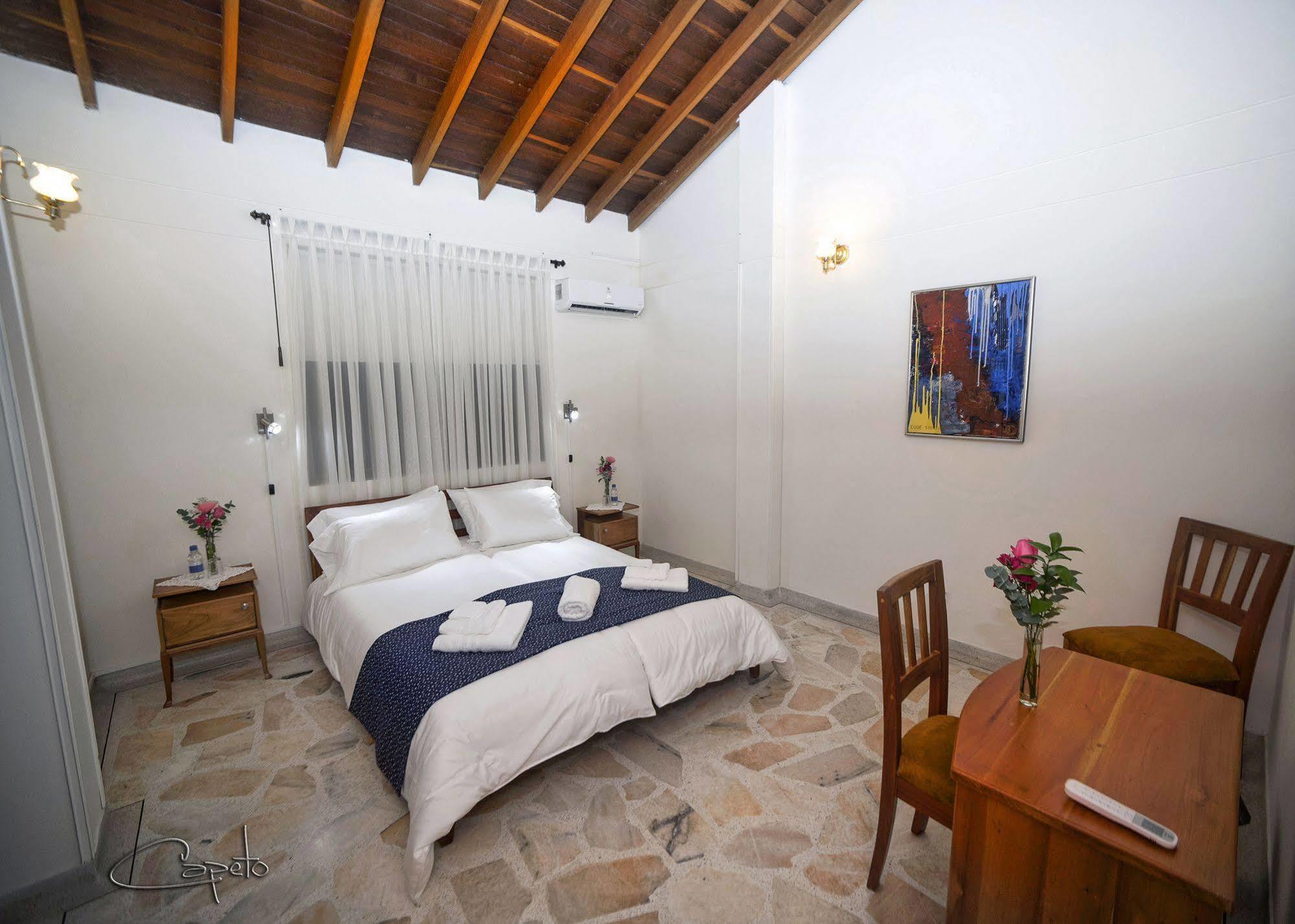 El Lugar Boutique Hotel Cerritos Esterno foto